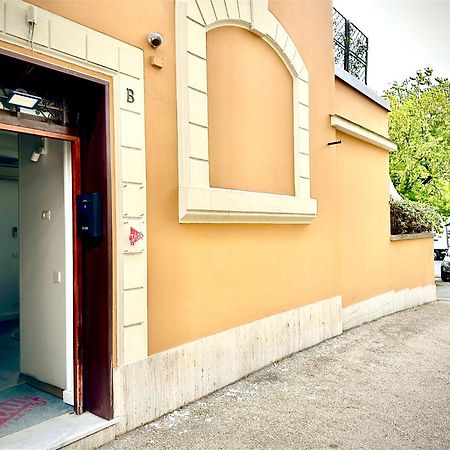 Casa Happya - Metro A - Central Řím Exteriér fotografie
